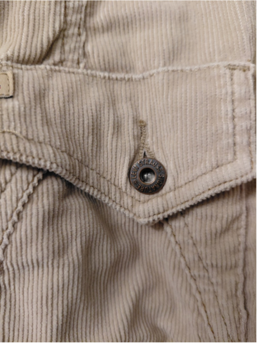Ladies Vintage Levi's Strauss Corduroy Button Up Jacket Khaki Tan Casual Small - Picture 3 of 4